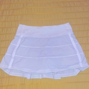 White Lululemon pace rival skirt mid rise